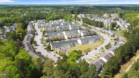 8324 Boca Point Raleigh NC 27616