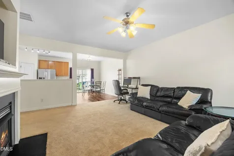 8324 Boca Point Raleigh NC 27616