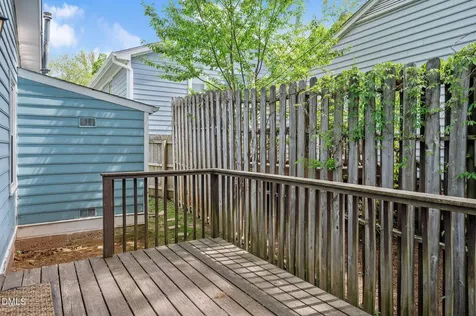 105 Oak Hill Loop Cary NC 27513