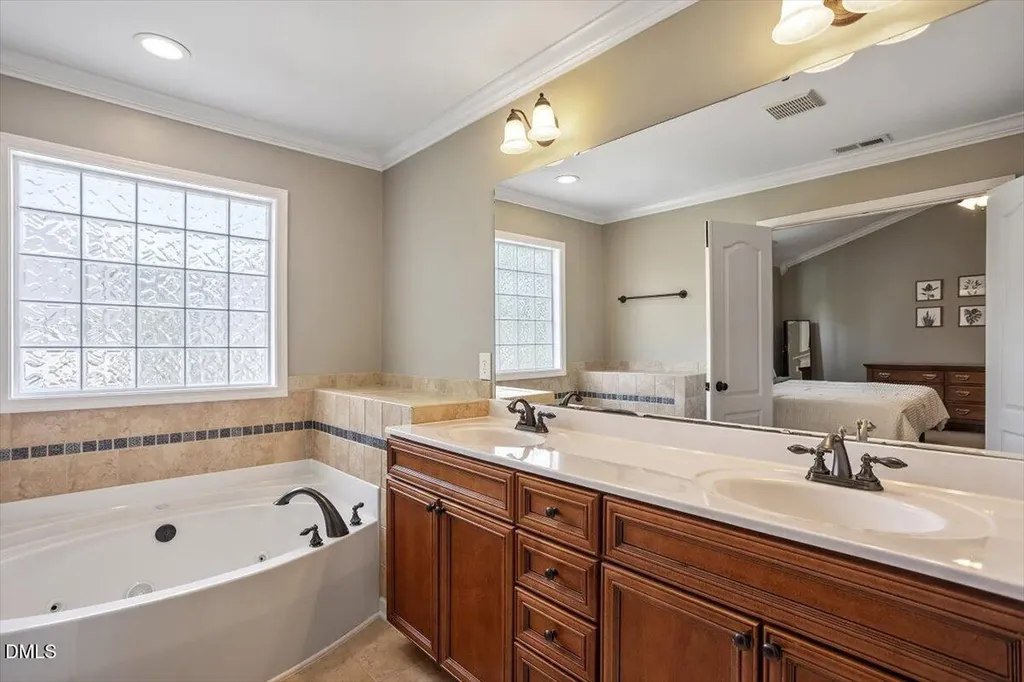 3225 Landing Falls Lane Raleigh NC 27616