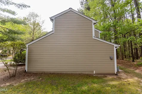4314 Pin Oak Drive Durham NC 27707