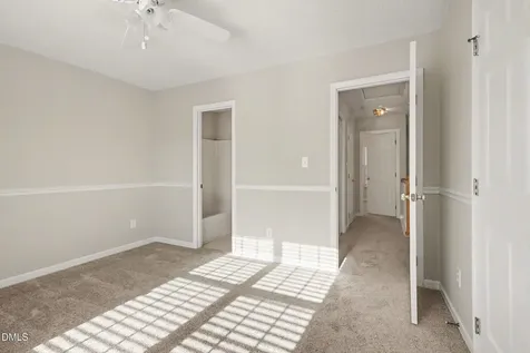 308 Commons Drive Holly Springs NC 27540