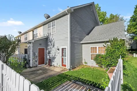 308 Commons Drive Holly Springs NC 27540