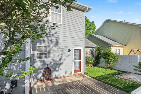308 Commons Drive Holly Springs NC 27540