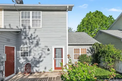 308 Commons Drive Holly Springs NC 27540