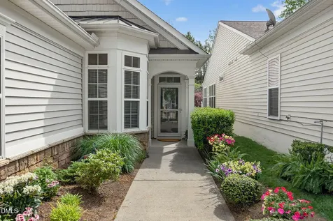 302 Fenmore Place Cary NC 27519