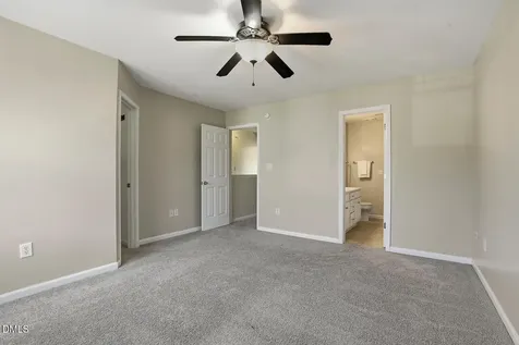 1047 Mica Lamp Court Apex NC 27502