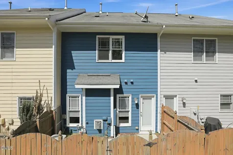 1047 Mica Lamp Court Apex NC 27502