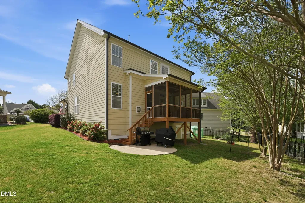 418 Stranraer Court Fuquay Varina NC 27526
