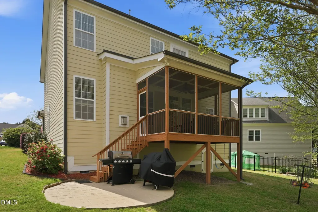 418 Stranraer Court Fuquay Varina NC 27526