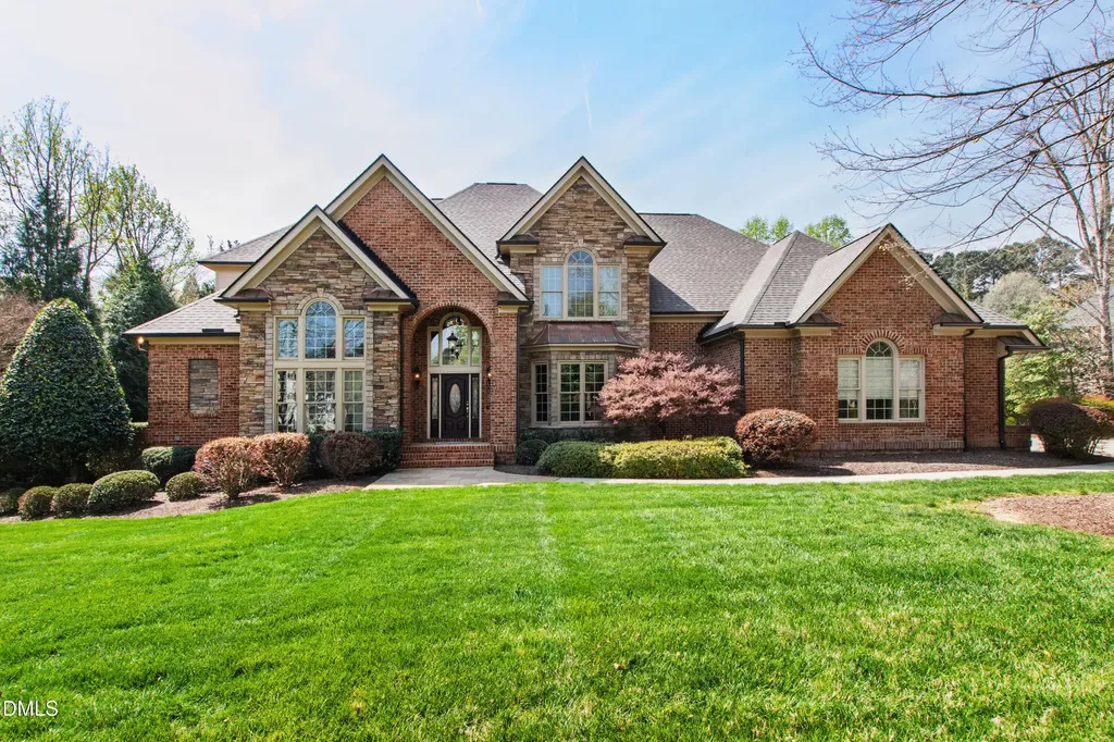 1612 Sharnbrook Court Raleigh NC 27614
