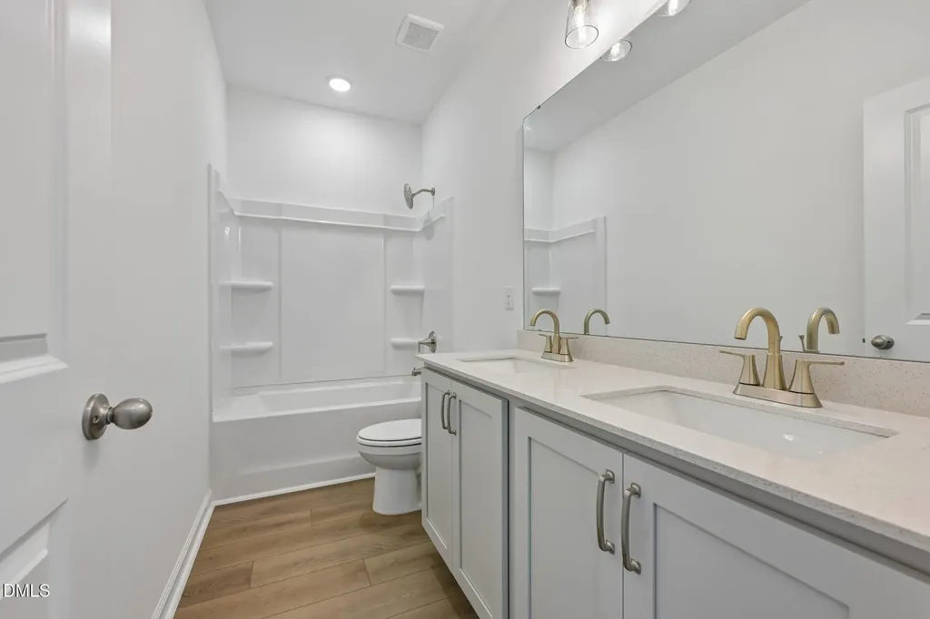 2105 Ken Drive Fuquay Varina NC 27526