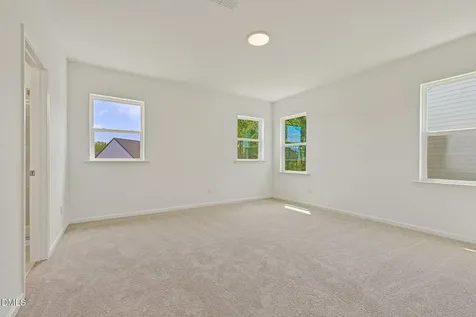 2105 Ken Drive Fuquay Varina NC 27526