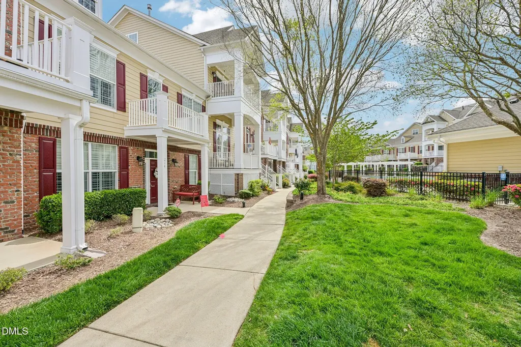 10321 Sablewood Drive Raleigh NC 27617