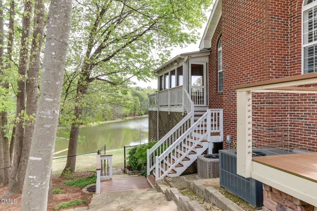 135 Lake Point Drive Clayton NC 27527