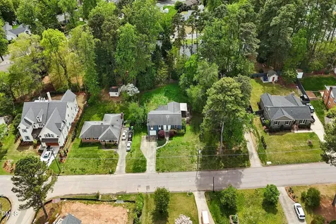 412 Pinecroft Drive Raleigh NC 27609
