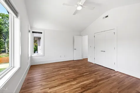 511 Grove Avenue Raleigh NC 27606