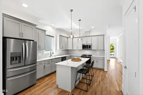 511 Grove Avenue Raleigh NC 27606