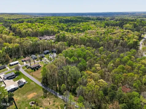 109 Colchester Avenue Siler City NC 27344