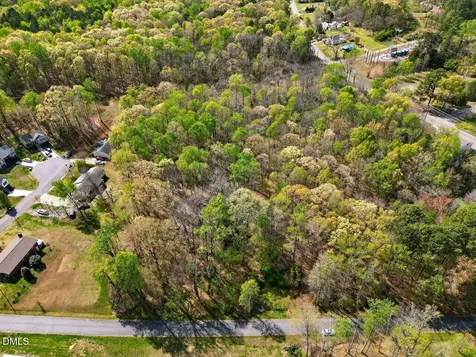 109 Colchester Avenue Siler City NC 27344