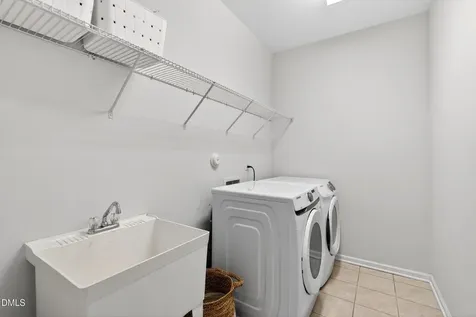 221 Birdsgrove Court Cary NC 27519