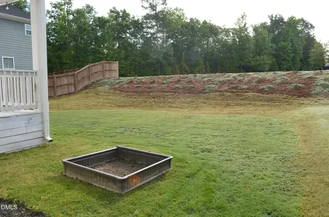 1013 Blackpool Court Apex NC 27502