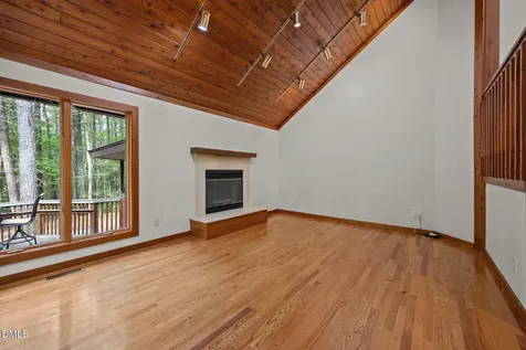 767 Redbud Pittsboro NC 27312