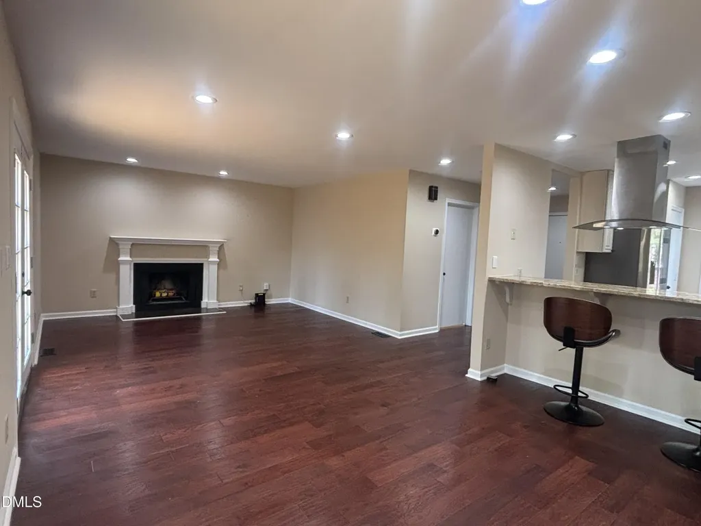2716 Rue Sans Famille Raleigh NC 27607