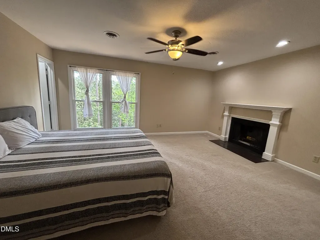 2716 Rue Sans Famille Raleigh NC 27607