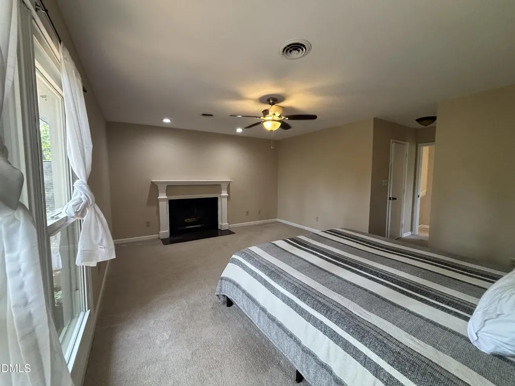 2716 Rue Sans Famille Raleigh NC 27607