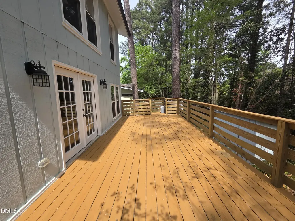 2716 Rue Sans Famille Raleigh NC 27607