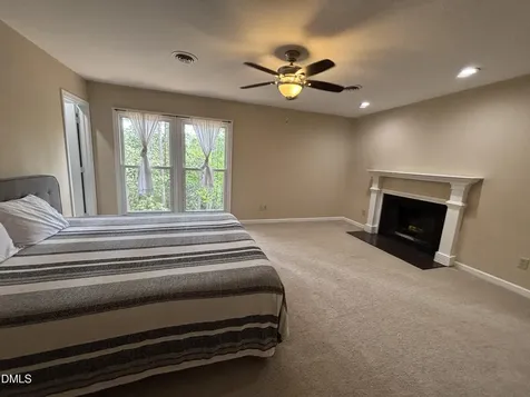 2716 Rue Sans Famille Raleigh NC 27607