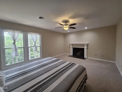2716 Rue Sans Famille Raleigh NC 27607