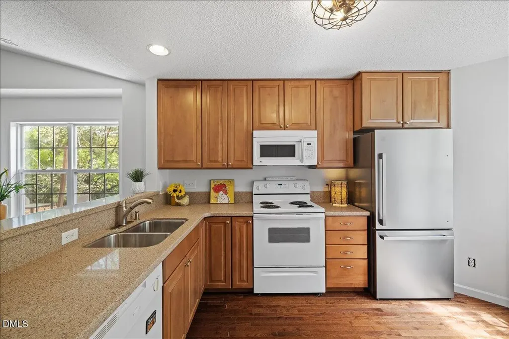 105 Hornholly Way Holly Springs NC 27540