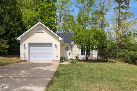 105 Hornholly Way Holly Springs NC 27540