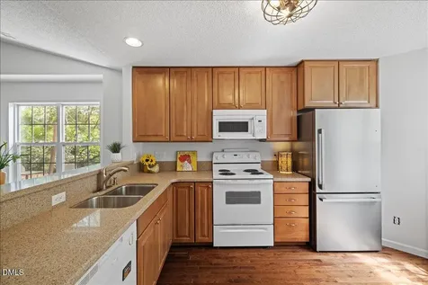 105 Hornholly Way Holly Springs NC 27540
