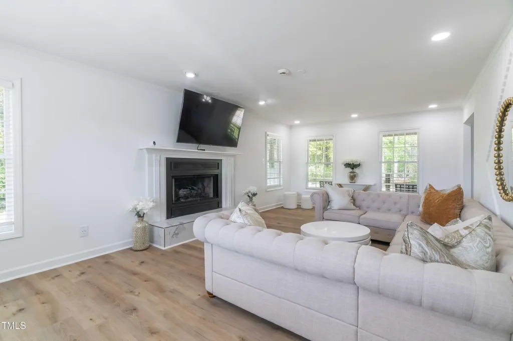 3010 Blueberry Lane Chapel Hill NC 27516