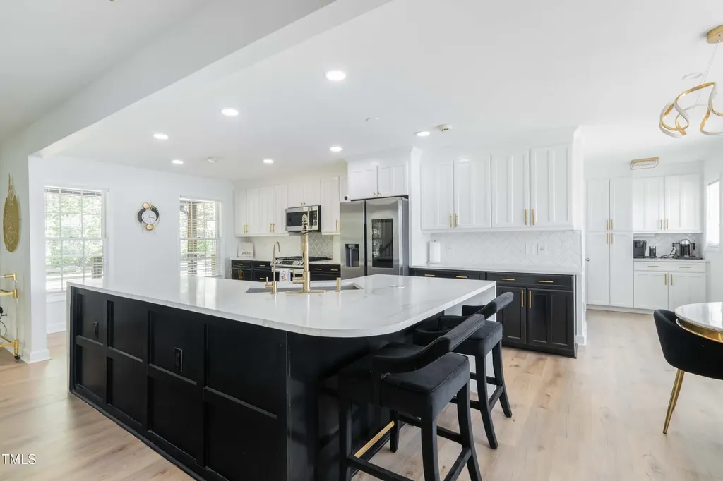 3010 Blueberry Lane Chapel Hill NC 27516