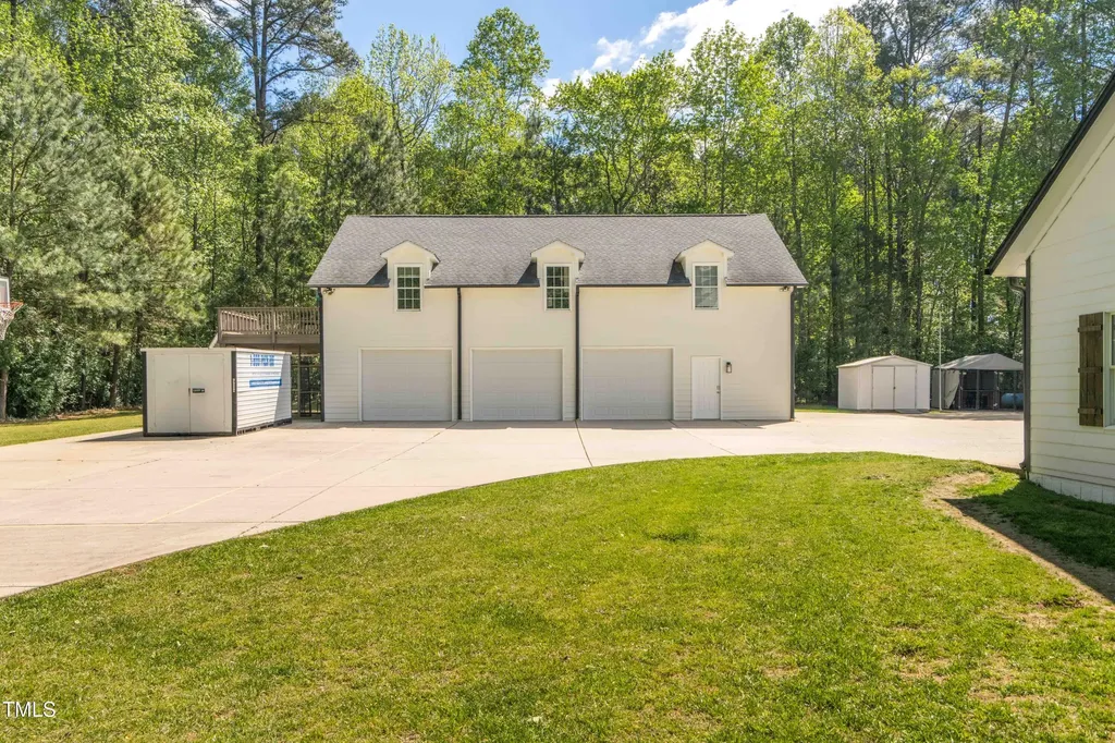 3010 Blueberry Lane Chapel Hill NC 27516