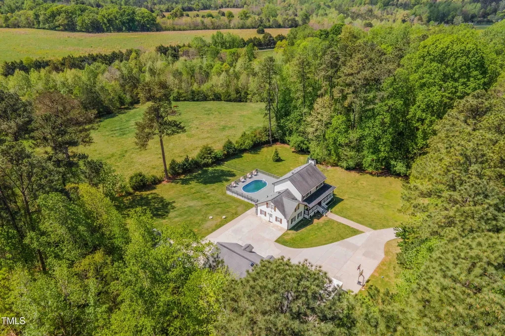 3010 Blueberry Lane Chapel Hill NC 27516