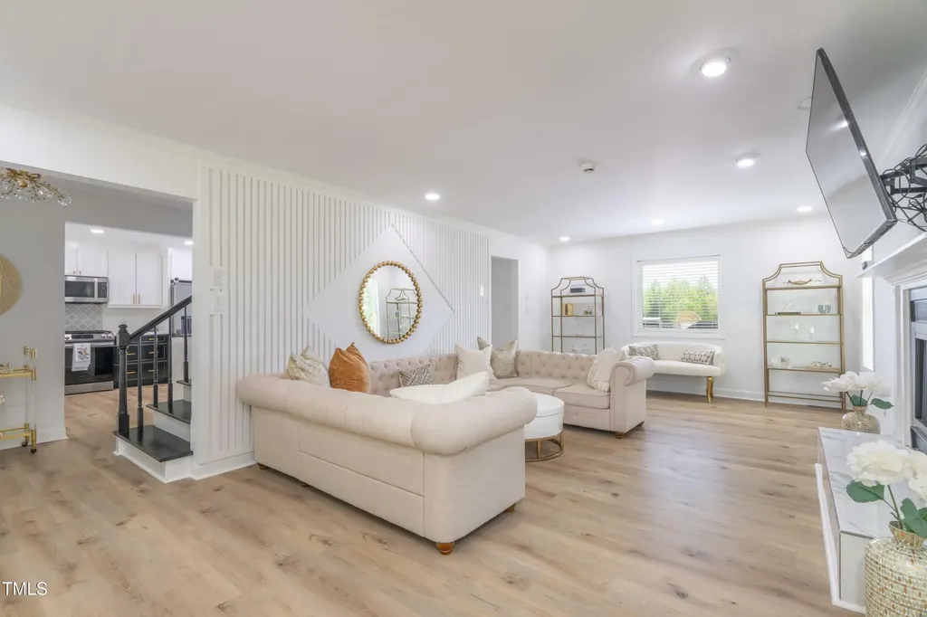 3010 Blueberry Lane Chapel Hill NC 27516