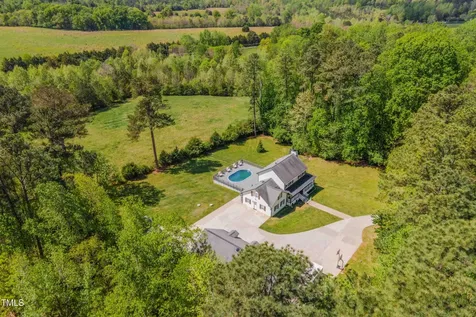 3010 Blueberry Lane Chapel Hill NC 27516