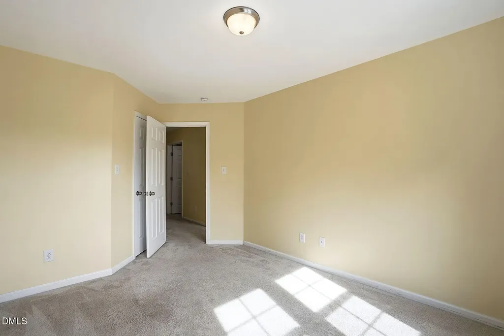 1602 Flowering Peach Trail Raleigh NC 27610