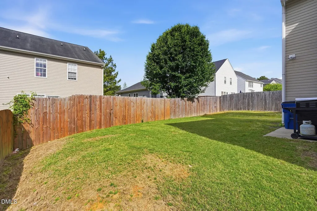 1602 Flowering Peach Trail Raleigh NC 27610