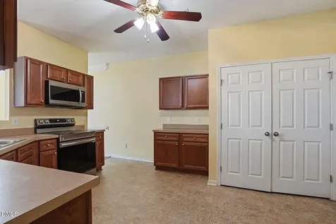 1602 Flowering Peach Trail Raleigh NC 27610
