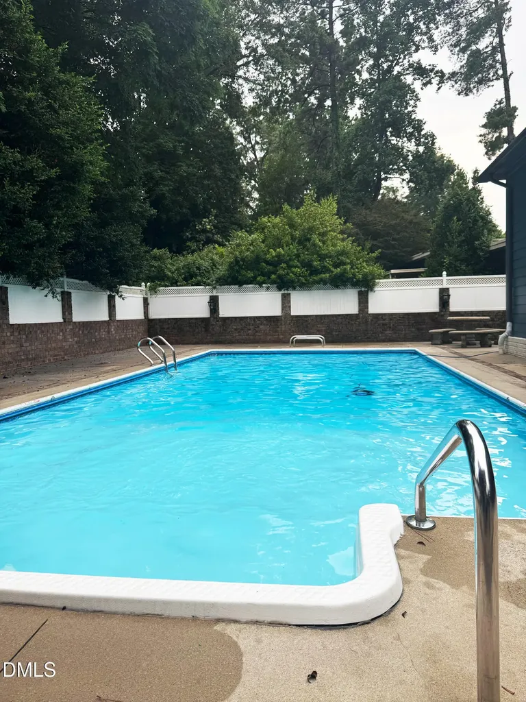 3704 Swann Street Raleigh NC 27612