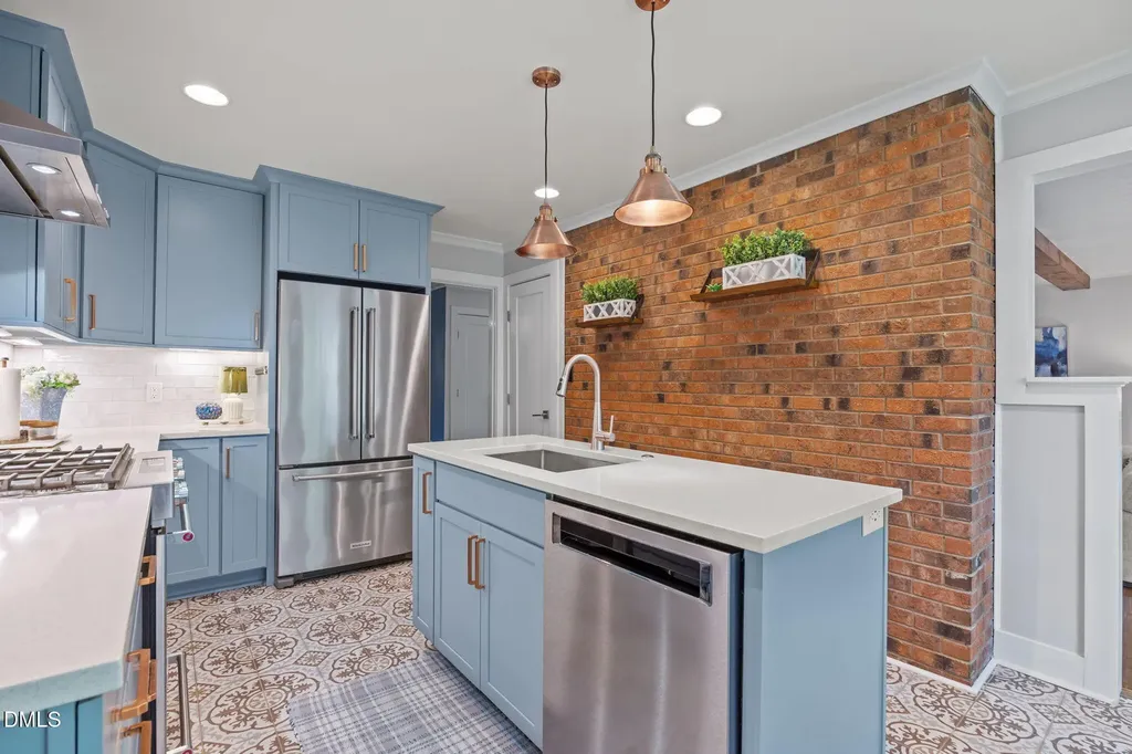 6501 Rainbow Court Raleigh NC 27612