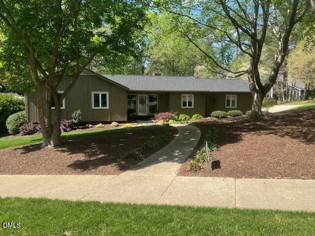 6501 Rainbow Court Raleigh NC 27612