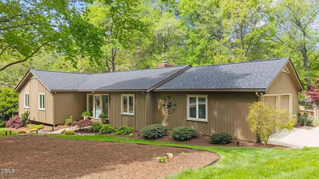 6501 Rainbow Court Raleigh NC 27612