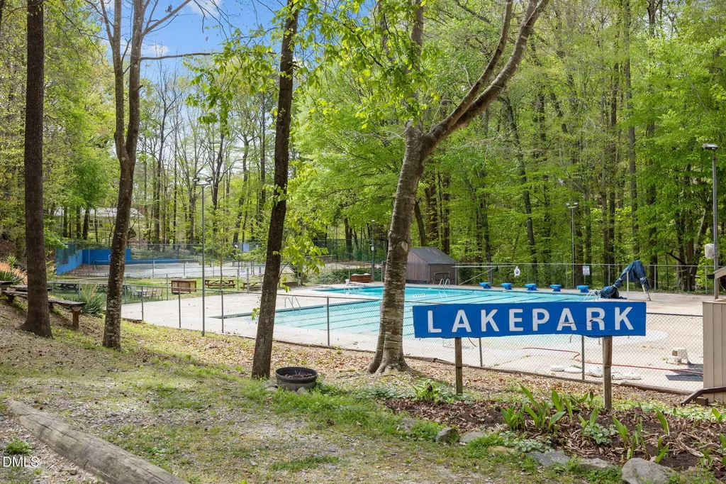 6501 Rainbow Court Raleigh NC 27612